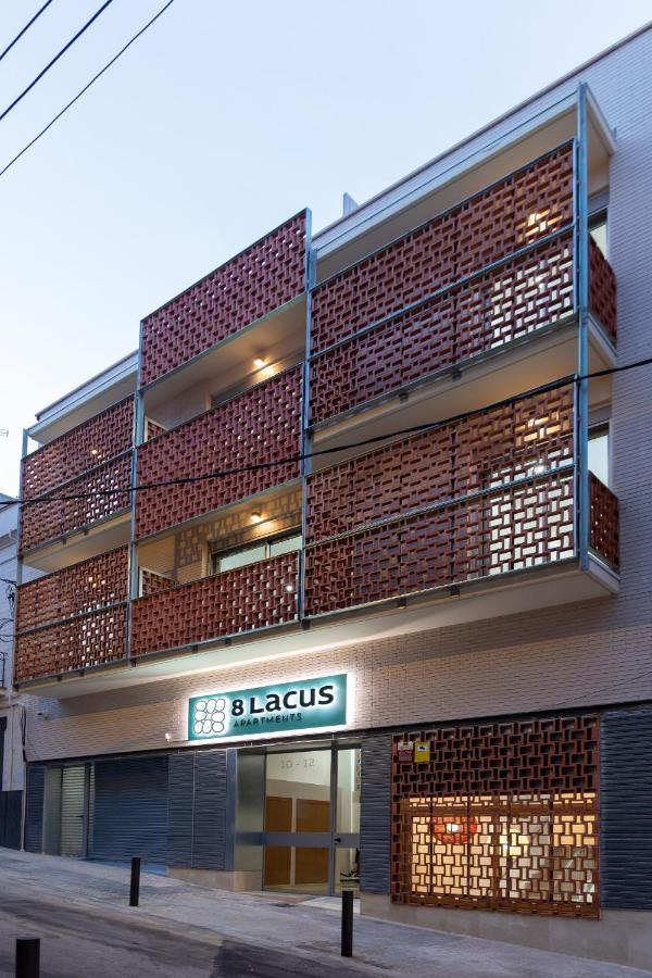 8 Lacus Baikal L'Hospitalet de Llobregat Exterior foto